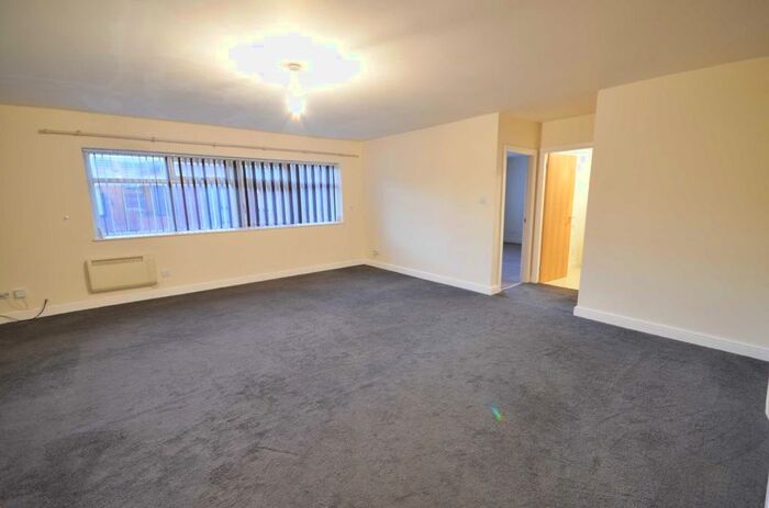 2 Bedroom Apartment To Rent In Market House, Denton, Manchester, M34