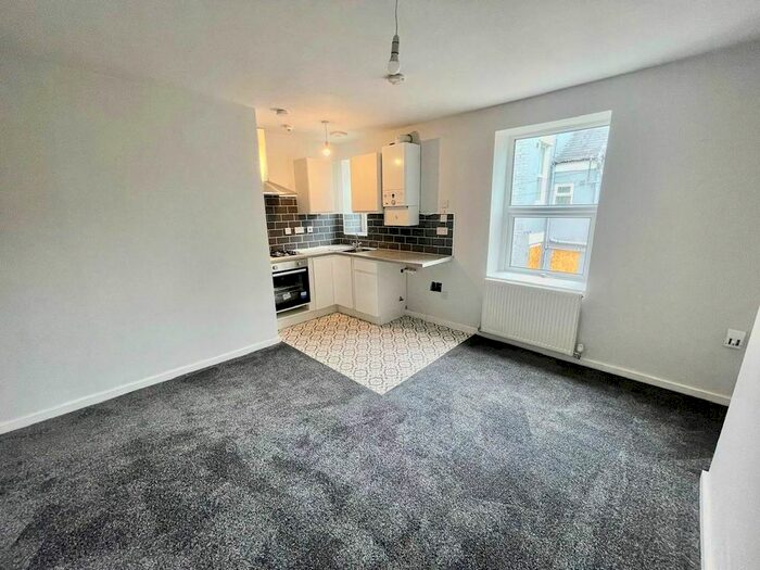 1 Bedroom Flat To Rent In Sheffield Road, Barnsley, S70