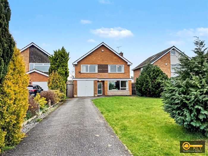 4 Bedroom Detached House For Sale In Mill Lane, Bulkington, CV12