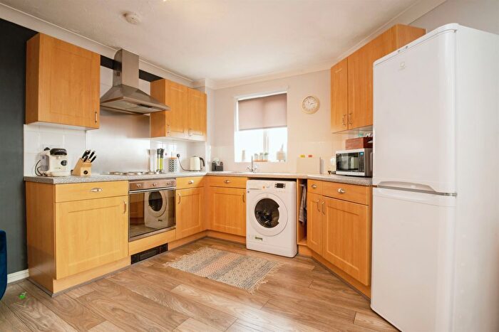 1 Bedroom Flat For Sale In Cwrt Boston, Windsor Village, Cardiff, CF24