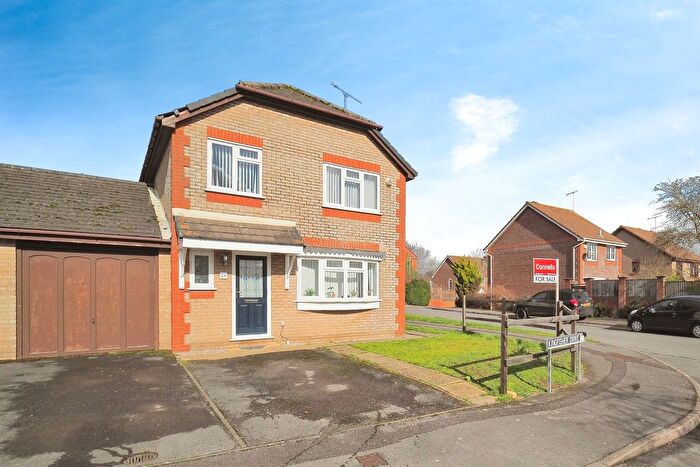 4 Bedroom Detached House For Sale In Kingfisher Drive, Durrington, Salisbury, SP4