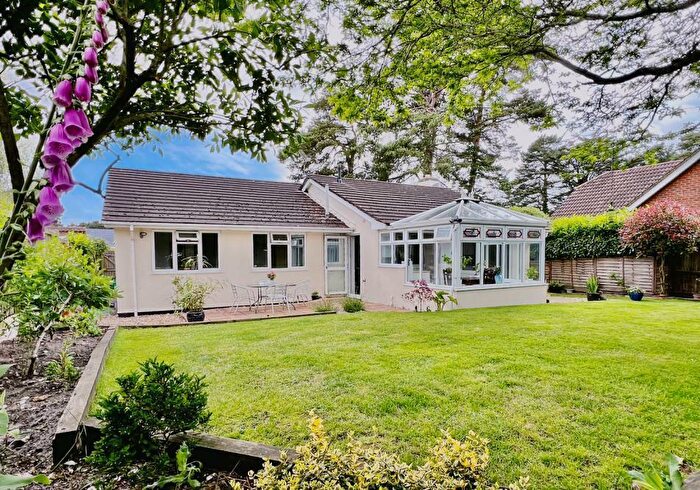 3 Bedroom Detached Bungalow For Sale In Woolsbridge Road, Ashley Heath, Ringwood, BH24