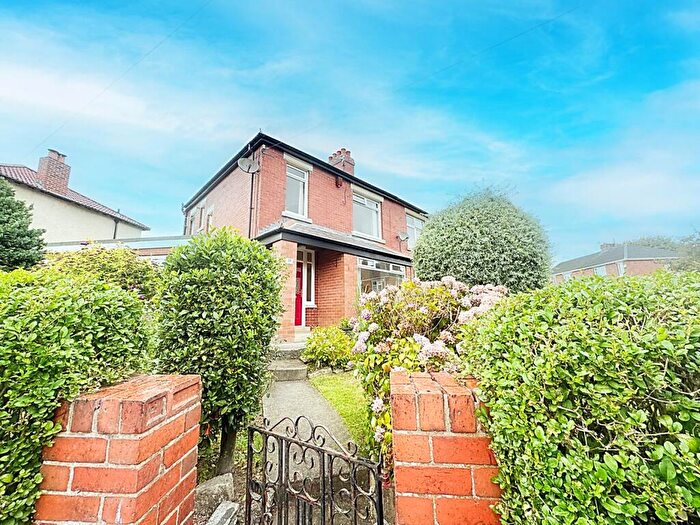 3 Bedroom Semi-Detached House For Sale In High View, Wallsend, Newcastle Upon Tyne, NE28