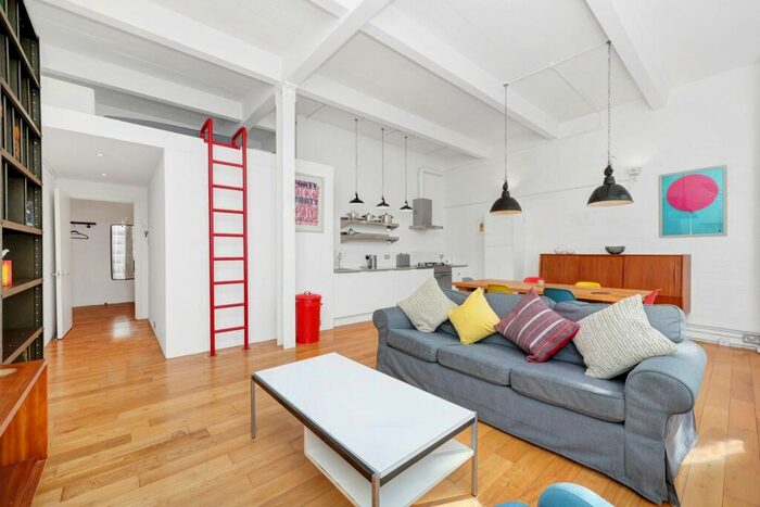 1 Bedroom Apartment To Rent In St John Street, EC1V