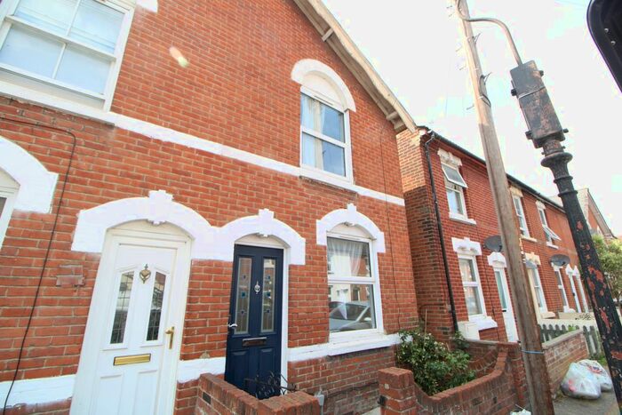 2 Bedroom Semi-Detached House To Rent In Victor Road, Colchester, CO1