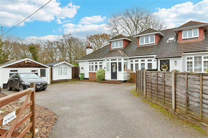 5 Bedroom Chalet For Sale In Bennetts Avenue, West Kingsdown, Sevenoaks, Kent, TN15