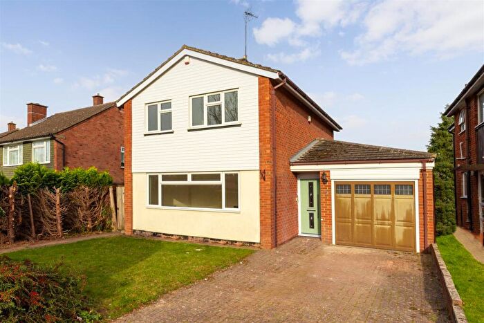 3 Bedroom Detached House To Rent In Howard Drive, Letchworth Garden City, SG6