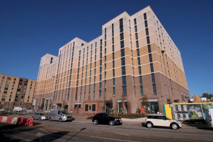 Studio To Rent In Kimpton Road, Luton, Bedfordshire, LU2