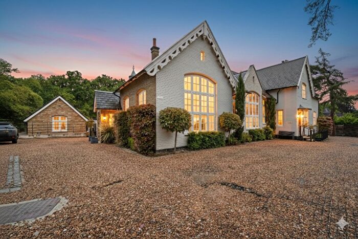 1 Bedroom Flat For Sale In Heathfield Road, Keston, BR2