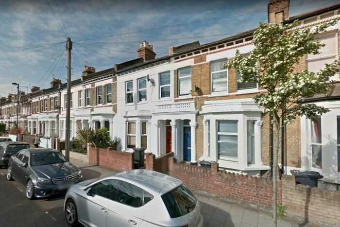 2 Bedroom Flat To Rent In Solon Road, Brixton, SW2