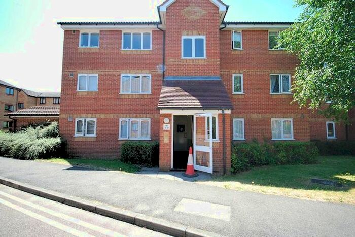 1 Bedroom Flat To Rent In Brindley Close, Wembley, Middlesex, HA0