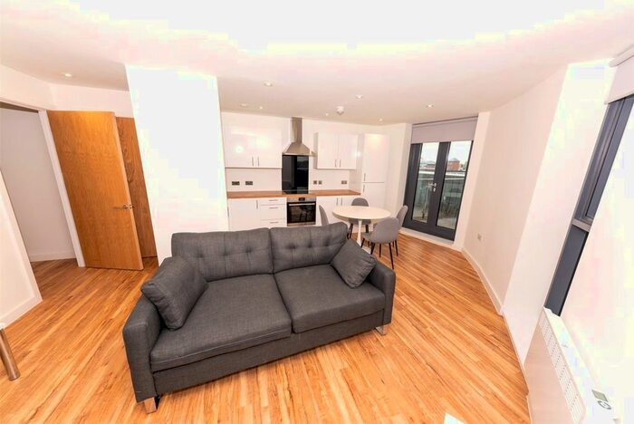 3 Bedroom Flat To Rent In Manchester Waters, Pomona Strand, Old Trafford, M16