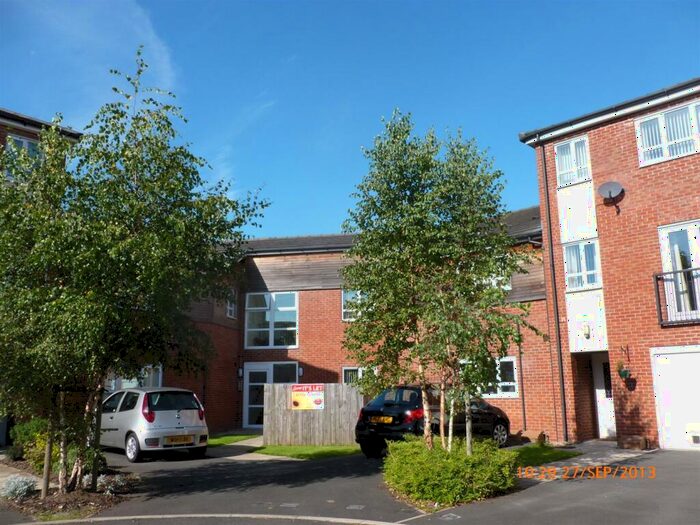 2 Bedroom Apartment To Rent In Maple Leaf Close, Ingol, PR2