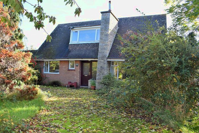 3 Bedroom Chalet For Sale In Station Road, Grasby, DN38