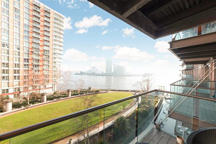 2 Bedroom Apartment To Rent In New Providence Wharf, Fairmont Avenue, London, E14