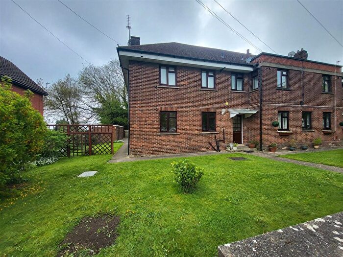 1 Bedroom Flat To Rent In Sir Evelyn Road, Rochester, ME1