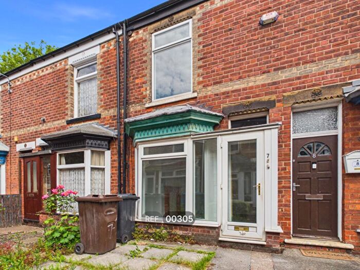2 Bedroom Terraced House To Rent In Beech Grove, Perth Street, HU5