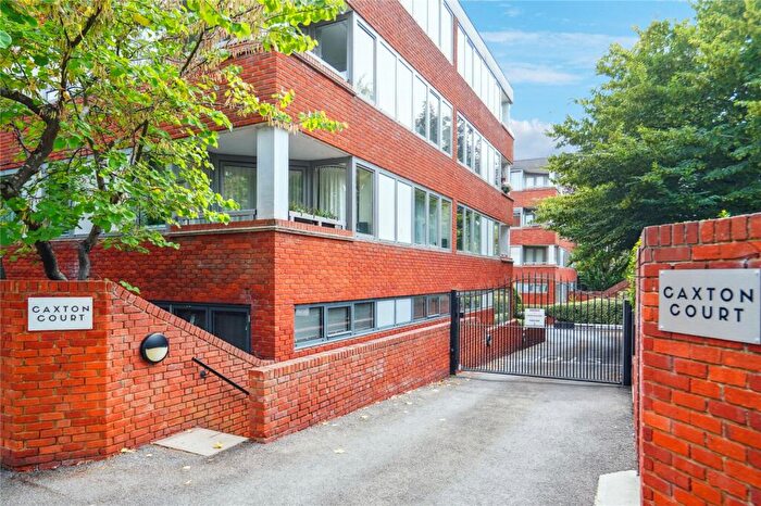 2 Bedroom Flat To Rent In Caxton Court, St. Marks Road, Henley-On-Thames, Oxfordshire, RG9