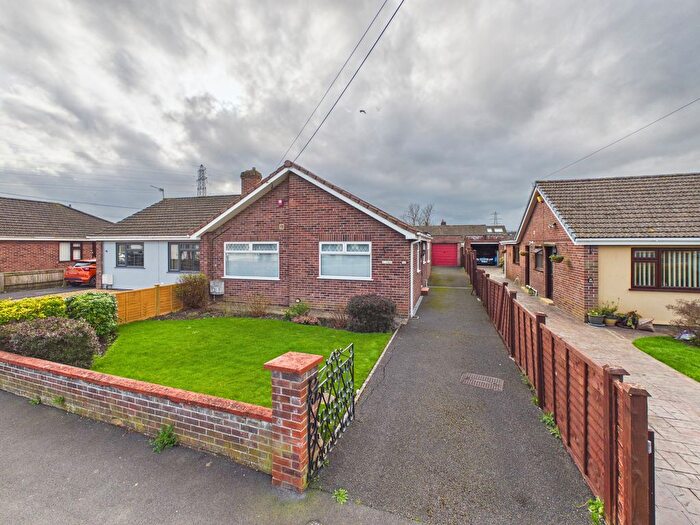 3 Bedroom Semi Detached Bungalow For Sale In Sedgemoor Road, Bridgwater, TA6