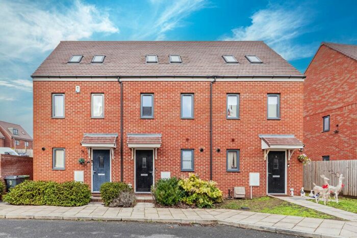 3 Bedroom Terraced House To Rent In Swann Street, Castle Hill, Ebbsfleet Valley, Swanscombe, Kent, DA10