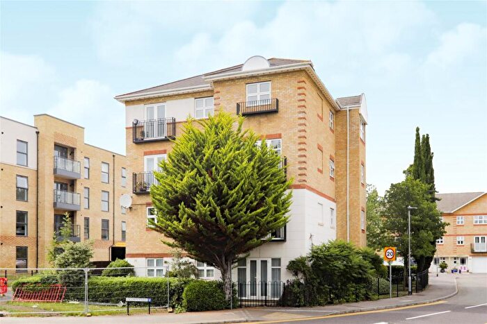 2 Bedroom Apartment To Rent In Ogden Park, Broad Lane, Bracknell, Berkshire, RG12