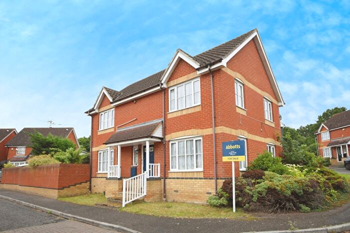 4 Bedroom Detached House For Sale In Heron Gardens, Rayleigh, Essex, SS6