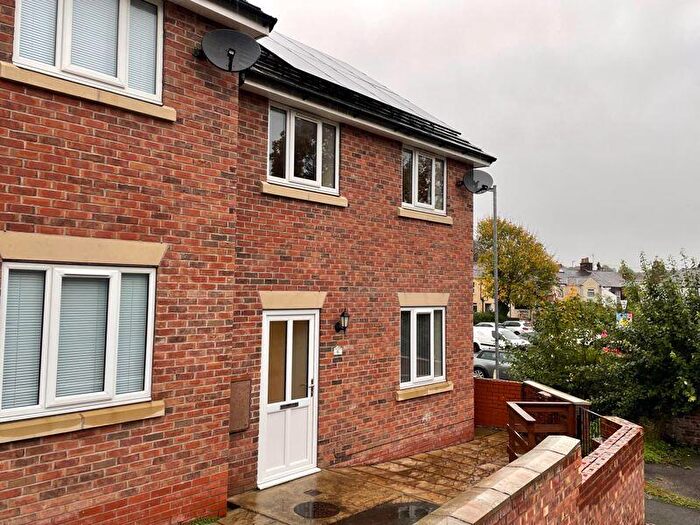 2 Bedroom End Of Terrace House To Rent In Tan House Yard, Off West Street, Congleton, CW12