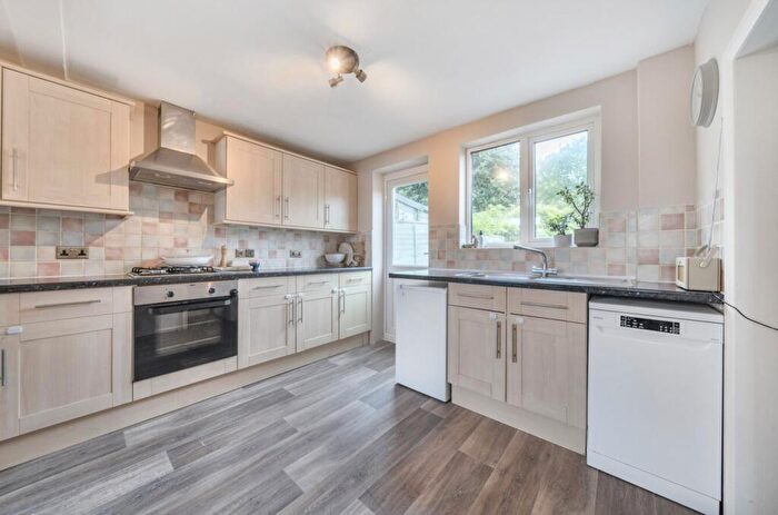 2 Bedroom Terraced House For Sale In Barton Road, Chichester, PO19