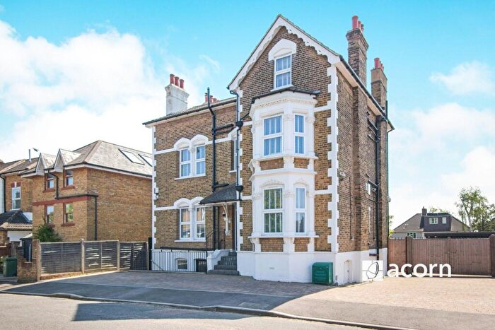 Studio To Rent In Warren Road Bexleyheath, DA6