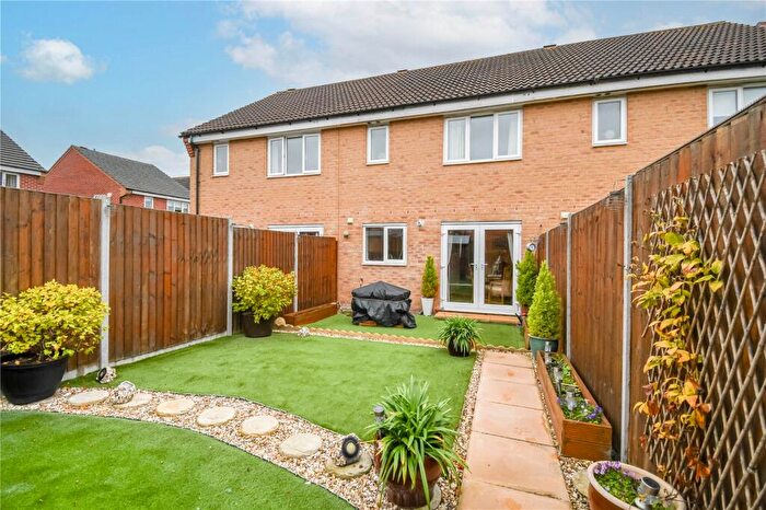 3 Bedroom Terraced House For Sale In Rosemary Gardens, Thatcham, Berkshire, RG18