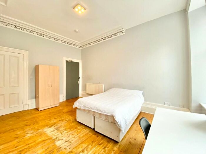 4 Bedroom Property To Rent In Derby Street, Glasgow, G3