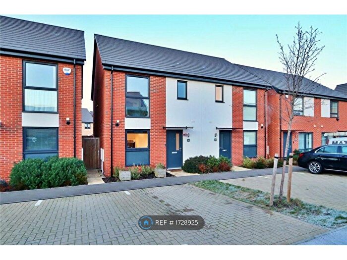 3 Bedroom Semi-Detached House To Rent In Victoria Drive, Glebe Farm, Milton Keynes, MK17