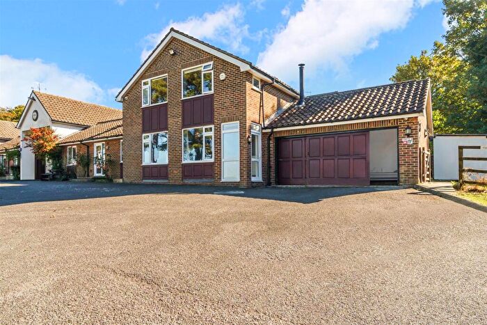 4 Bedroom Mews To Rent In Tilley Lane, Headley, KT18