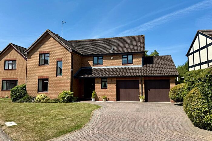 4 Bedroom House For Sale In The Oaks, Up Hatherley, Cheltenham, GL51