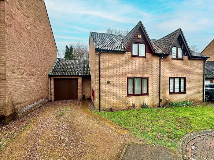 2 Bedroom Semi Detached House For Sale In Sentinel Road, West Hunsbury, Northampton, NN4