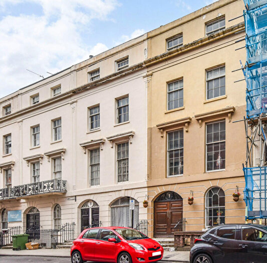 4 Bedroom Terraced House To Rent In Portland Street, Southampton, SO14