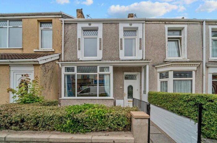 5 Bedroom Property To Rent In Brynymor Road, Swansea, SA1