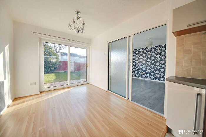 3 Bedroom End Terrace House To Rent In The Glen, Palacefields, WA7