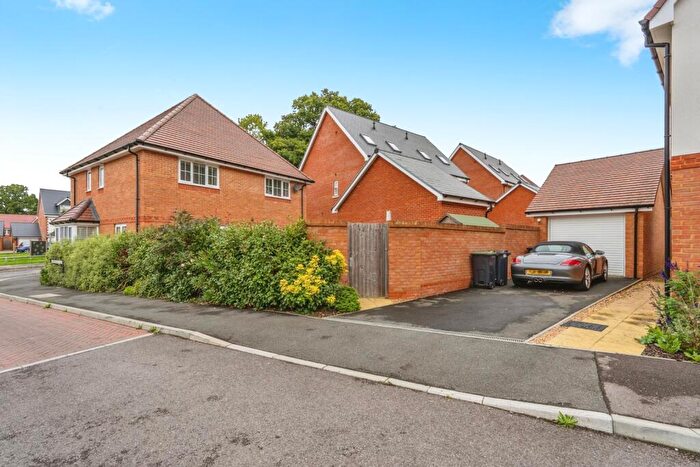 4 Bedroom Detached House For Sale In Hudson Gardens, Waterlooville, Hampshire, PO8