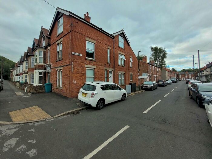 1 Bedroom End Of Terrace House To Rent In Colwick Road, Nottingham, NG2