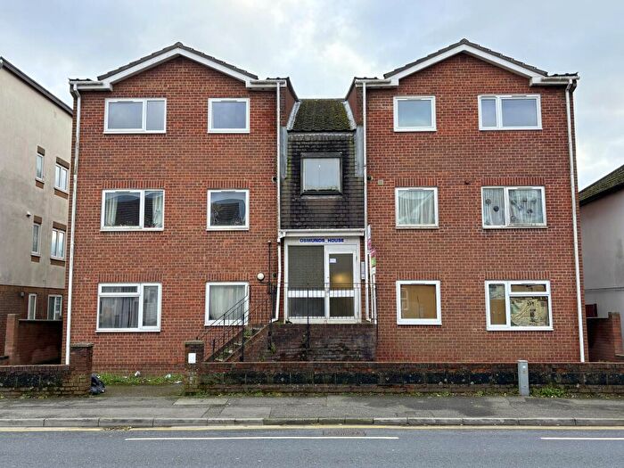 2 Bedroom Flat For Sale In Flat, Osmund House, Bournemouth Road, Poole, Dorset, BH14