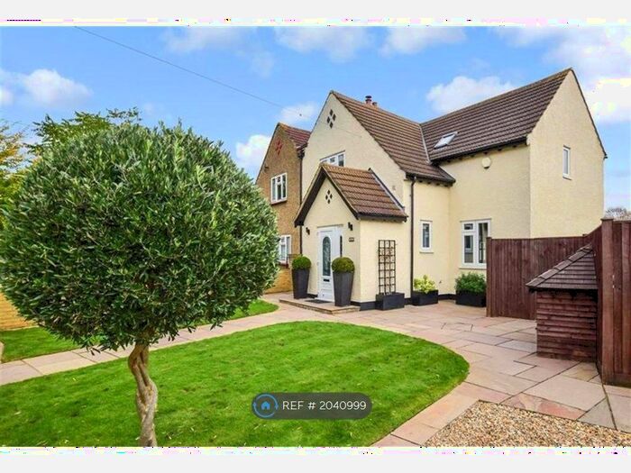 3 Bedroom Semi-Detached House To Rent In Gander Green Lane, Sutton, SM1