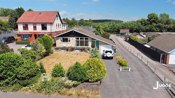 3 Bedroom Detached Bungalow For Sale In Leicester Road, Groby, Leicestershire, LE6