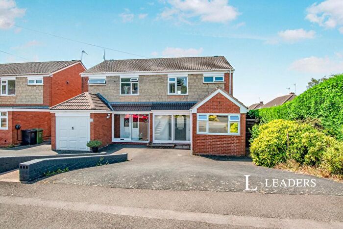3 Bedroom Semi Detached House To Rent In Malham Road, DY13