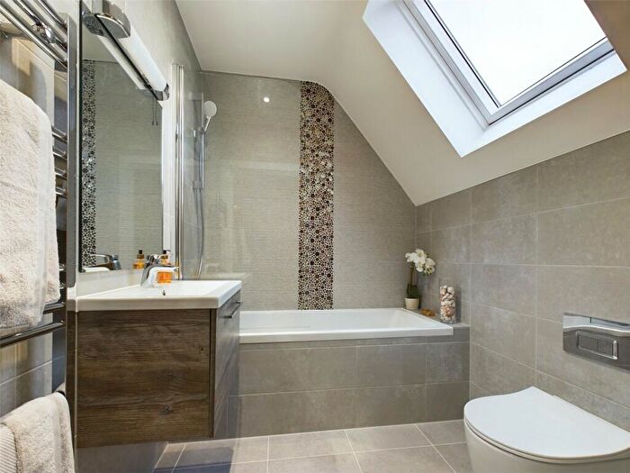 2 Bedroom Apartment For Sale In Wortley Road, Highcliffe, Christchurch, Dorset, BH23