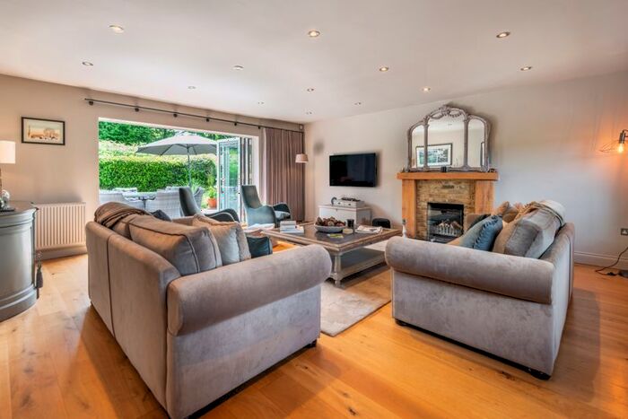 3 Bedroom Detached Bungalow For Sale In Dorking Road, Chilworth, GU4