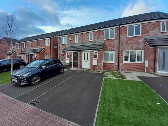 2 Bedroom Property To Rent In Ger Yr Afon, Mountain Ash, CF45