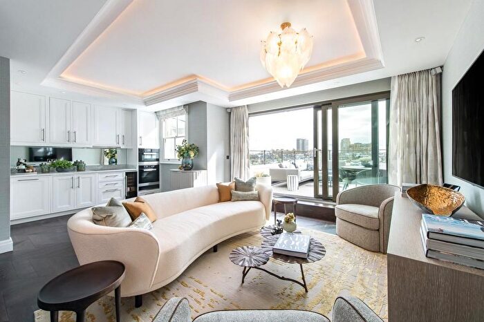 2 Bedroom Flat To Rent In Prince Of Wales Terrace, Kensington, London, W8