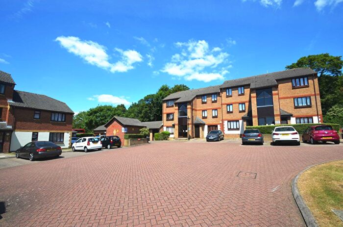 1 Bedroom Flat To Rent In Benhilton Gardens, Sutton, Surrey, SM1