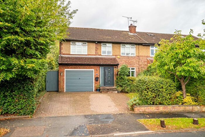 5 Bedroom Semi-Detached House For Sale In Ardens Way, St. Albans, Hertfordshire, AL4